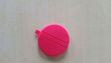 紅色塑料蓋,封口蓋,封蓋機,氣動封蓋機,花園封蓋機,防水蓋,起封鉗,絲牙蓋等圖片_高清圖_細節(jié)圖-蘇州市渭塘容器附件廠 -